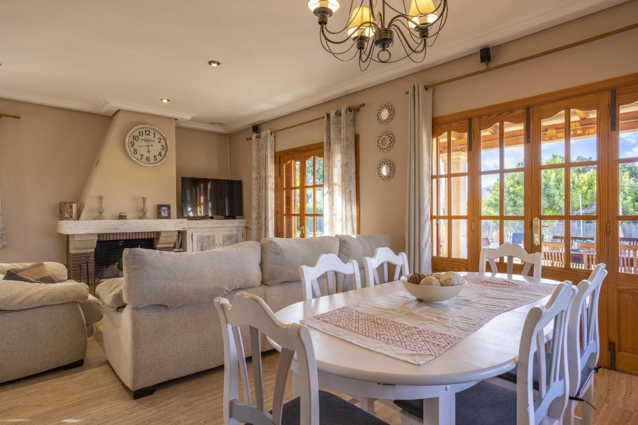 Landhaus Finca Can Bosch Family